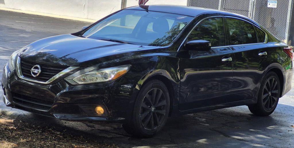 2018 Nissan Altima SV's photo