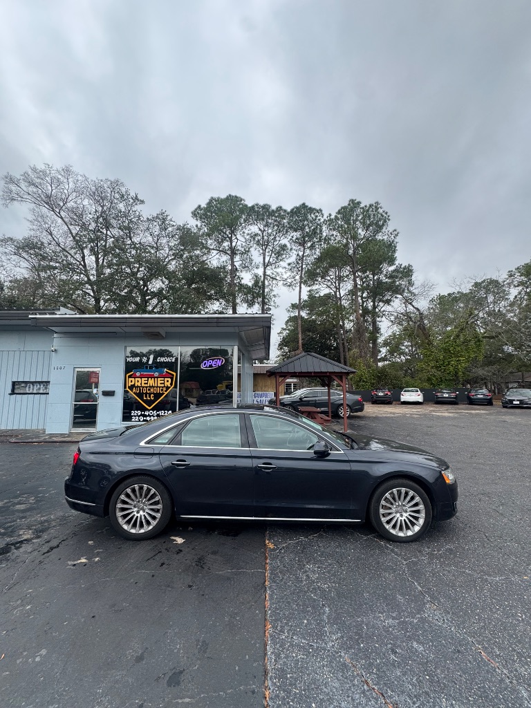 2015 Audi A8 Base's photo