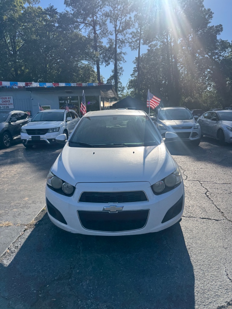2015 Chevrolet Sonic 5dr LS Automatic's photo