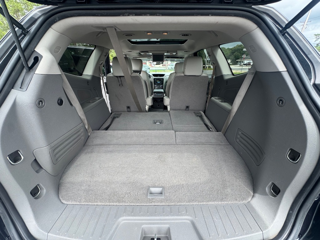 2015 Chevrolet Traverse 2LT - Photo 16