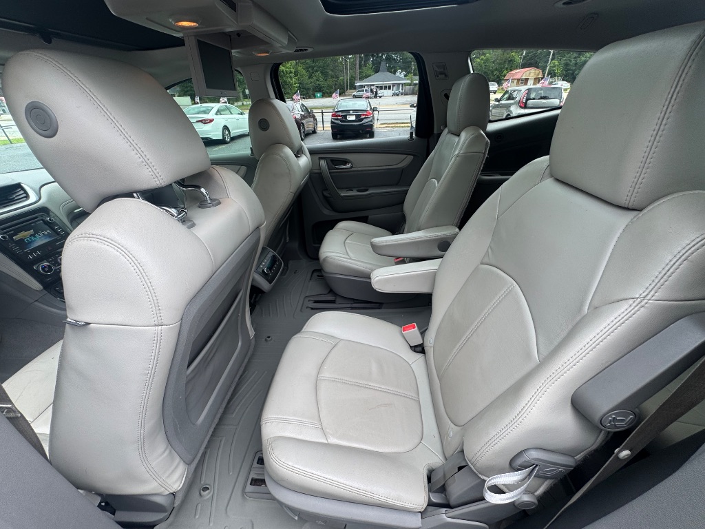 2015 Chevrolet Traverse 2LT - Photo 12