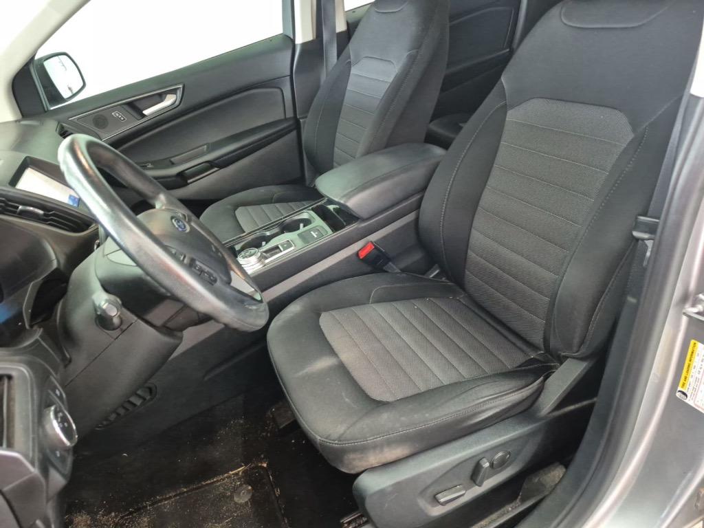 2020 Ford Edge SE - Photo 7
