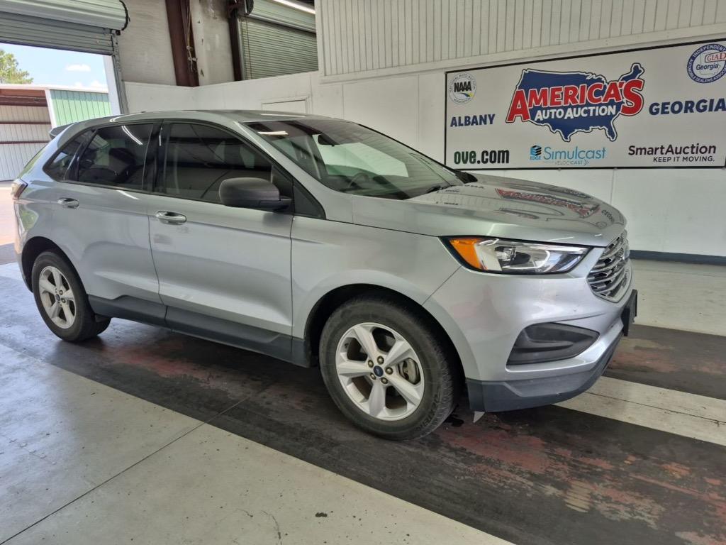 2020 Ford Edge SE's photo