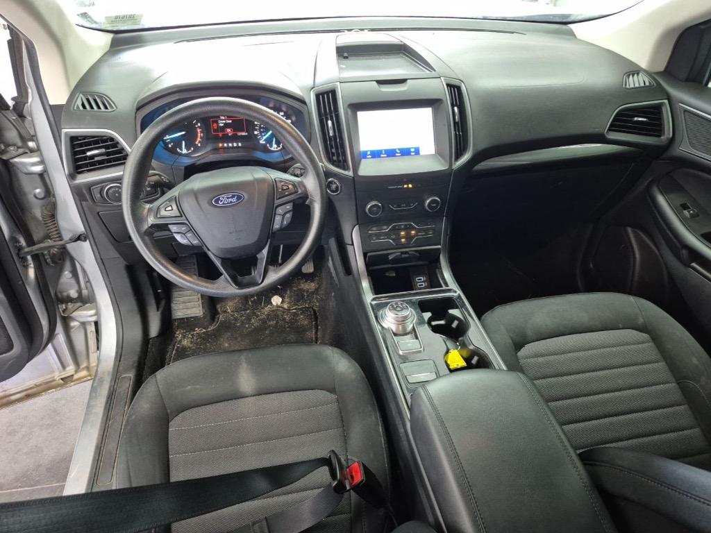2020 Ford Edge SE - Photo 6